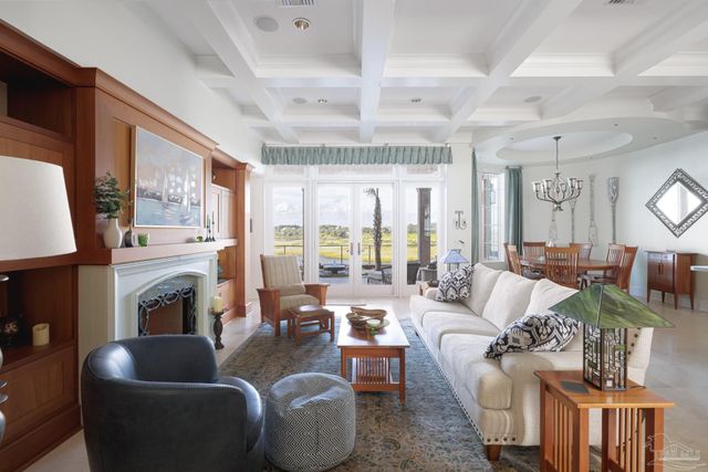 17 Wharf Ave, Pensacola, FL 32502