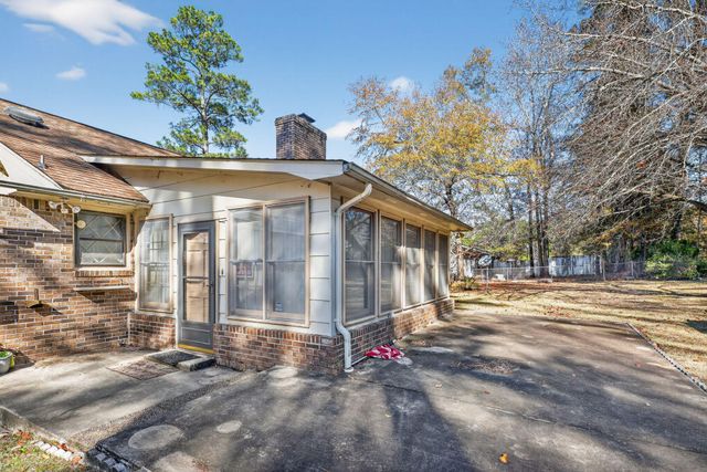 2572 Spring Valley Circle, Orangeburg, SC 29118