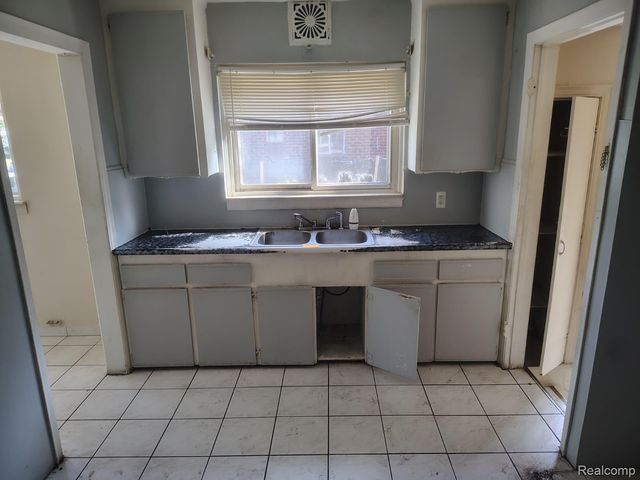 19399 Revere Street, Detroit, MI 48234