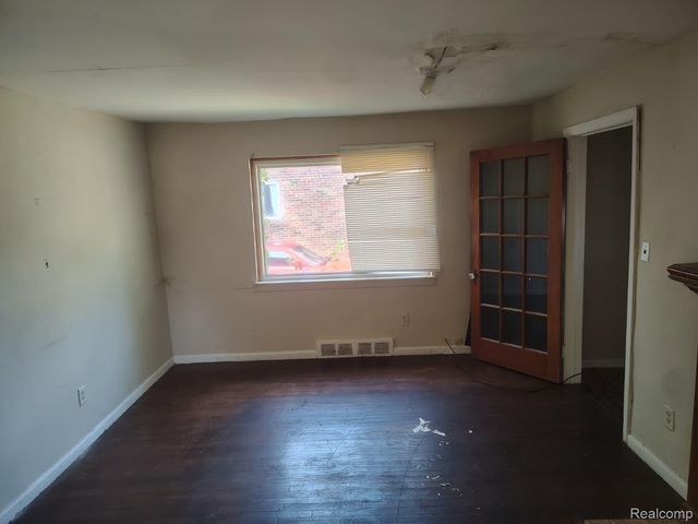19399 Revere Street, Detroit, MI 48234