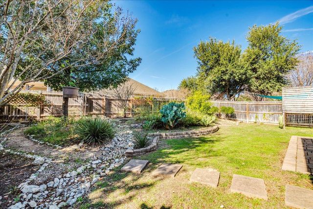 142 Calline Mayes RUN, Buda, TX 78610