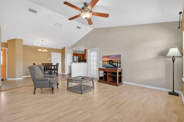 7200 Andrew Jackson St, Palatka, FL 32177