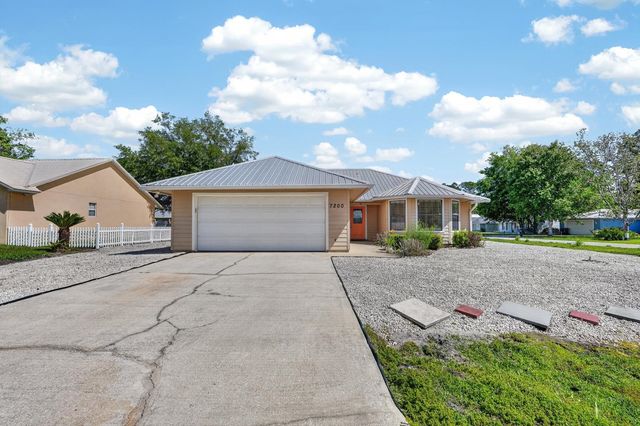 7200 Andrew Jackson St, Palatka, FL 32177