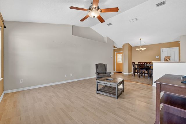 7200 Andrew Jackson St, Palatka, FL 32177