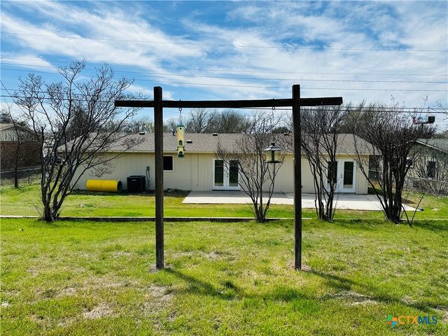 703 Skyline Avenue, Killeen, TX 76541