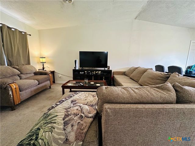 703 Skyline Avenue, Killeen, TX 76541