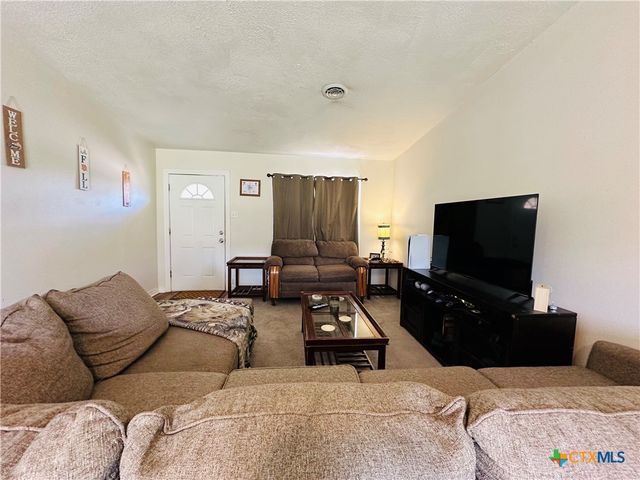 703 Skyline Avenue, Killeen, TX 76541
