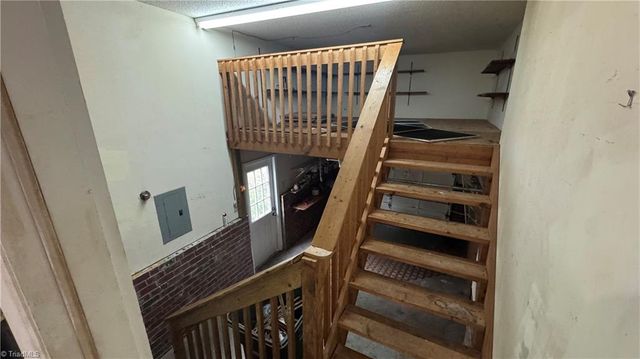 17 Planters Wood Trail, Greensboro, NC 27407