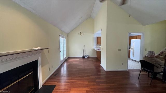 17 Planters Wood Trail, Greensboro, NC 27407