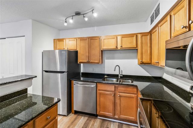 320 BLACK OAK COURT 107, Altamonte Springs, FL 32701