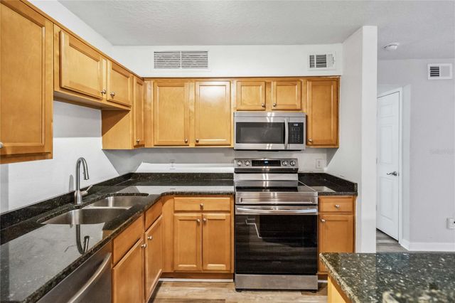 320 BLACK OAK COURT 107, Altamonte Springs, FL 32701