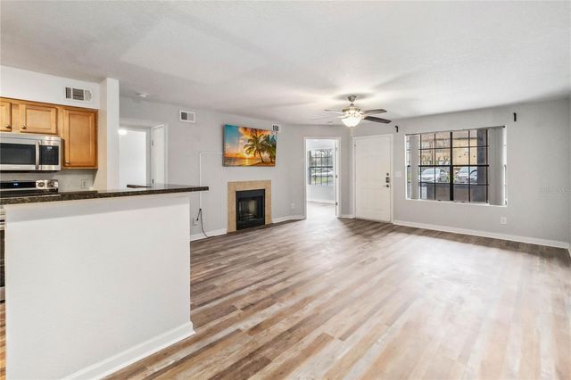 320 BLACK OAK COURT 107, Altamonte Springs, FL 32701