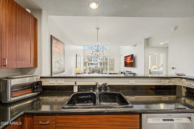 16 W Encanto Boulevard 619, Phoenix, AZ 85003
