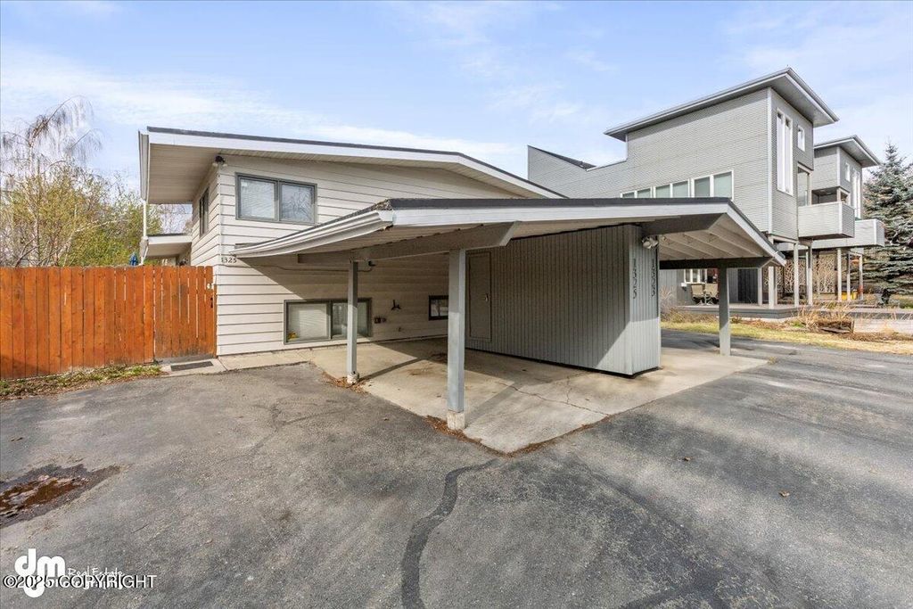 1323 W 16th Avenue, Anchorage, AK 99501