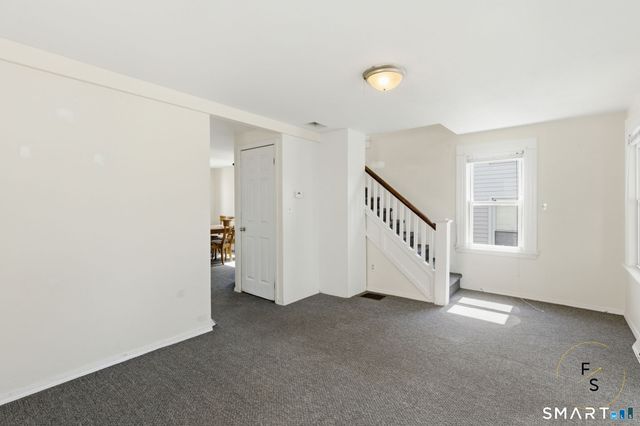 32 Lawrence Avenue, Milford, CT 06460