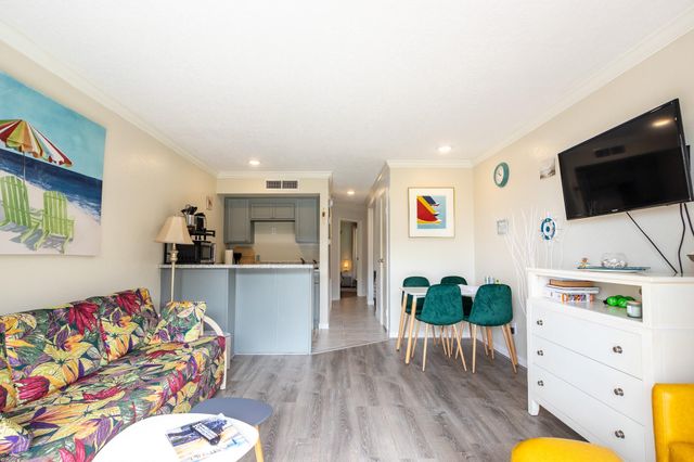6300 Seawall Boulevard 5105, Galveston, TX 77551