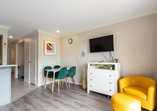 6300 Seawall Boulevard 5105, Galveston, TX 77551