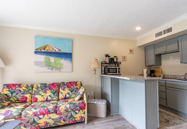 6300 Seawall Boulevard 5105, Galveston, TX 77551