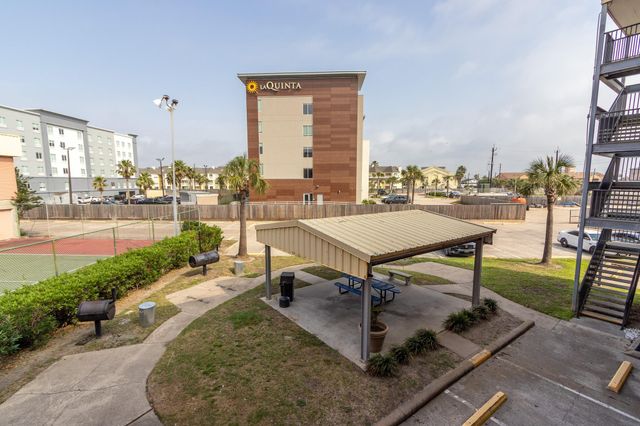 6300 Seawall Boulevard 5105, Galveston, TX 77551