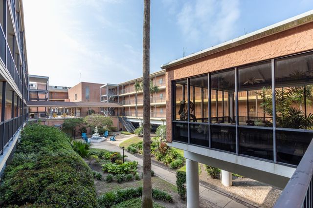 6300 Seawall Boulevard 5105, Galveston, TX 77551