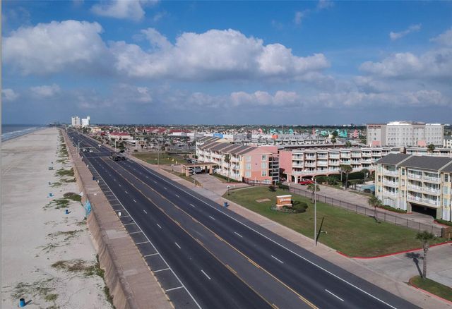 6300 Seawall Boulevard 5105, Galveston, TX 77551