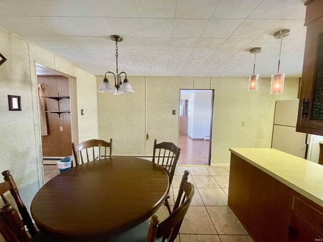 9276 E State Rd 205 Road, Churubusco, IN 46723