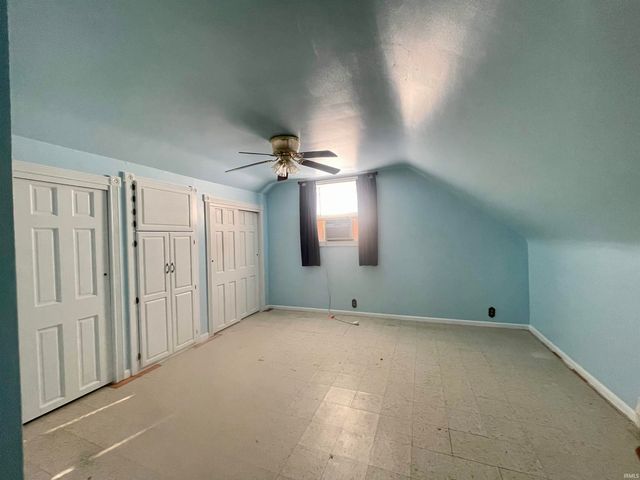 9276 E State Rd 205 Road, Churubusco, IN 46723