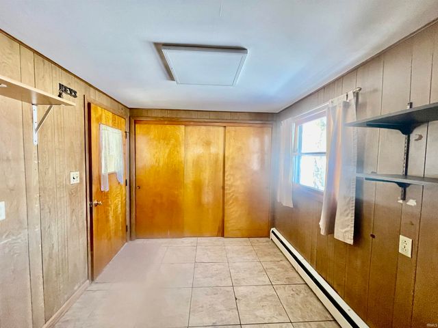 9276 E State Rd 205 Road, Churubusco, IN 46723