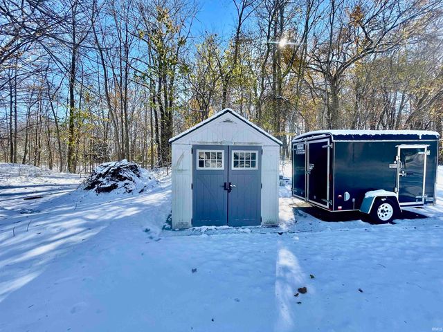 9276 E State Rd 205 Road, Churubusco, IN 46723