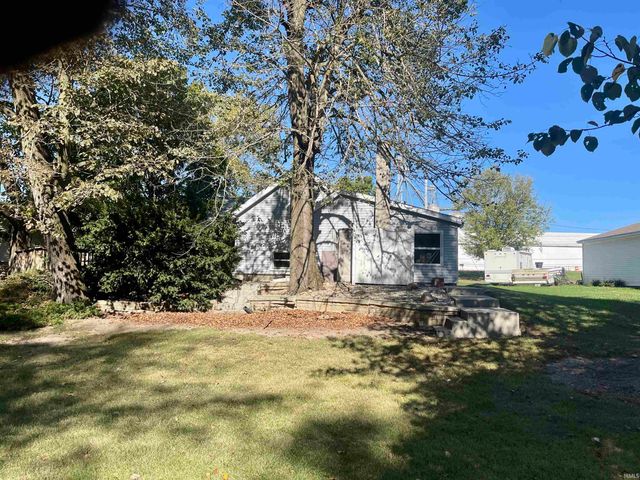 9276 E State Rd 205 Road, Churubusco, IN 46723