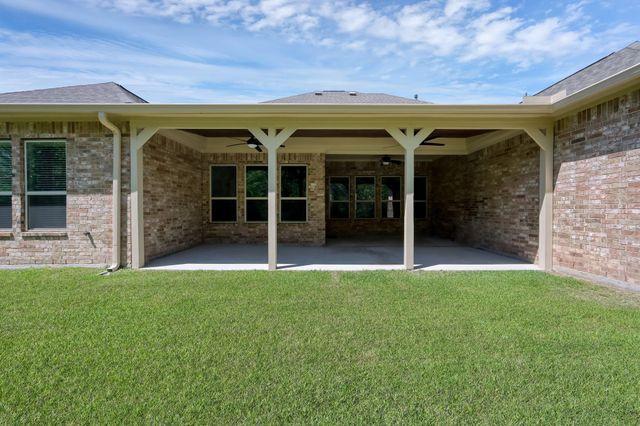 2051 Brookmont Drive, Conroe, TX 77301