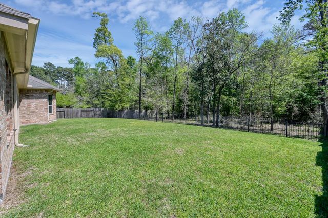 2051 Brookmont Drive, Conroe, TX 77301
