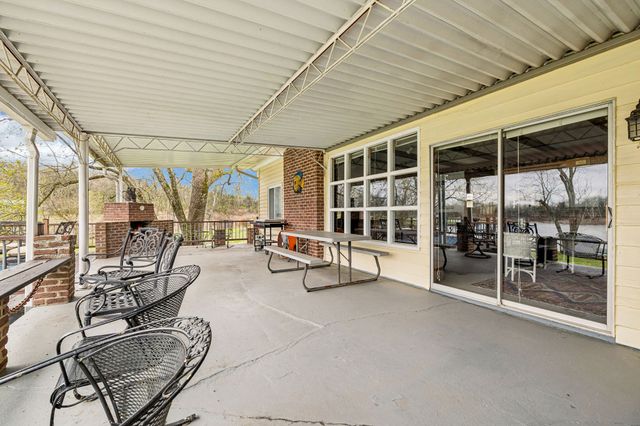 4295 Cairo Bend Rd, Lebanon, TN 37087