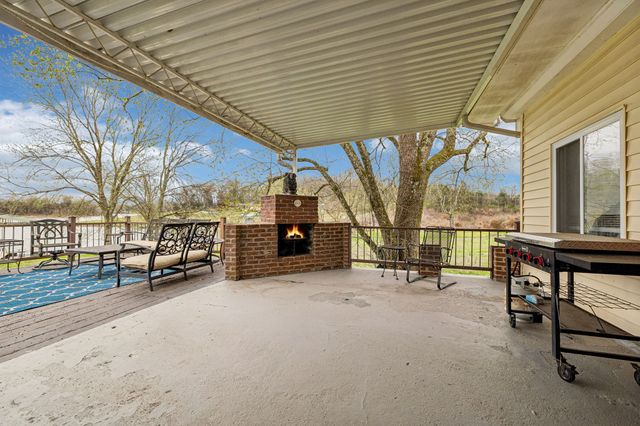 4295 Cairo Bend Rd, Lebanon, TN 37087