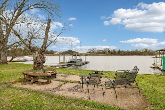 4295 Cairo Bend Rd, Lebanon, TN 37087