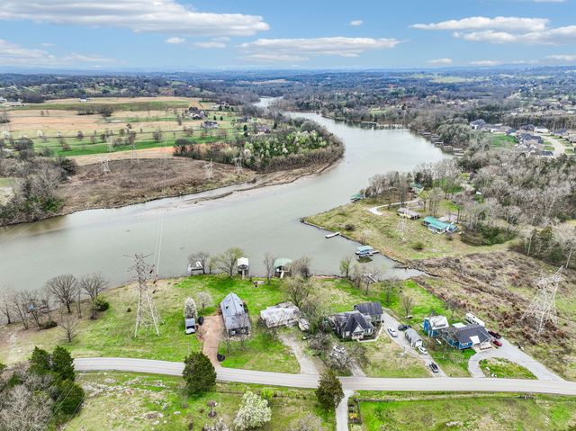 4295 Cairo Bend Rd, Lebanon, TN 37087