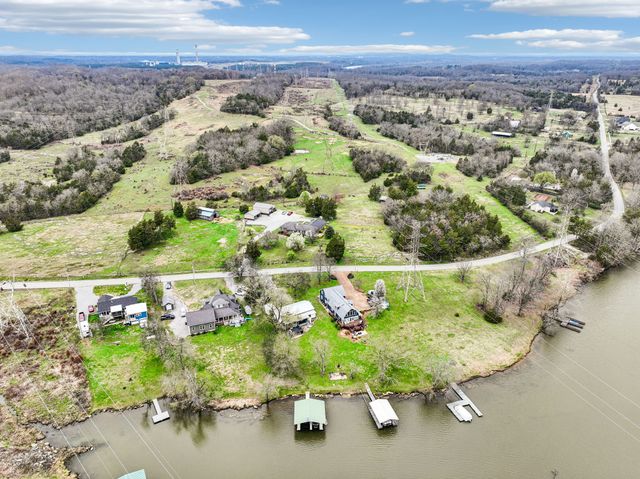 4295 Cairo Bend Rd, Lebanon, TN 37087