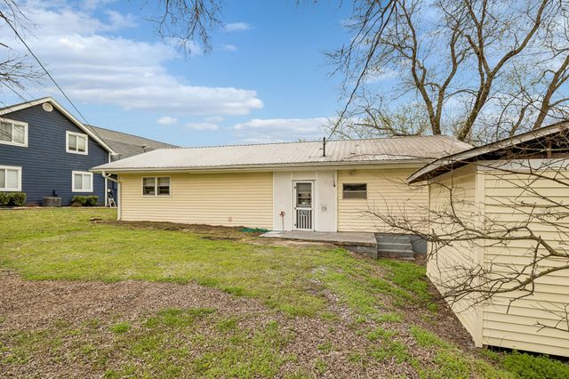 4295 Cairo Bend Rd, Lebanon, TN 37087