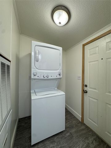 181 A-B Beacon Hill Drive, Longview, WA 98632