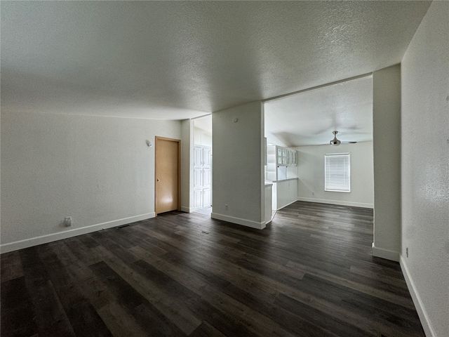 181 A-B Beacon Hill Drive, Longview, WA 98632