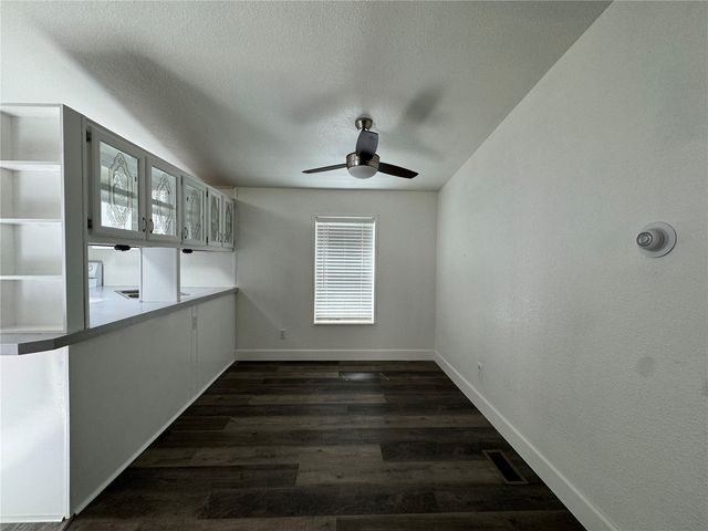 181 A-B Beacon Hill Drive, Longview, WA 98632