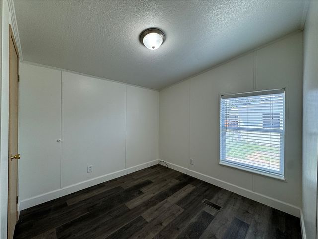 181 A-B Beacon Hill Drive, Longview, WA 98632