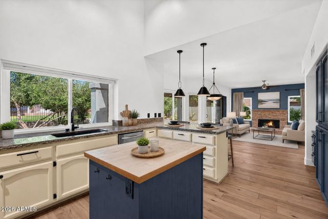 16026 S 35TH Way, Phoenix, AZ 85048