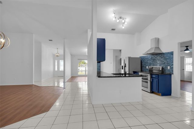 65 PECAN LOOP, Ocala, FL 34472