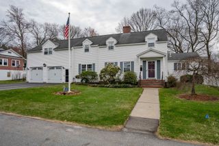 29 Dickerman Street, Nashua, NH 03060