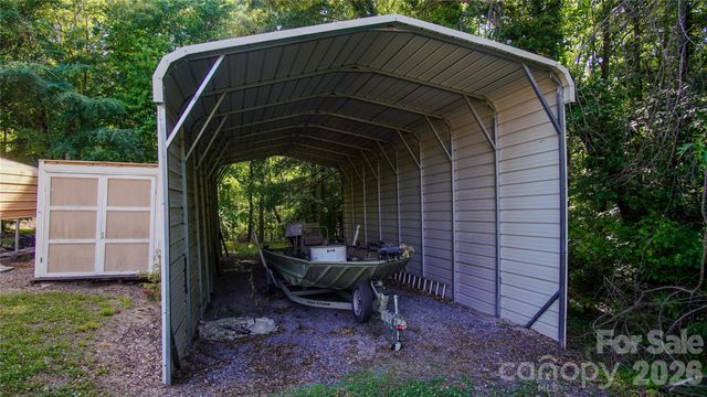 204 Old Stagecoach Road, Lawndale, NC 28090