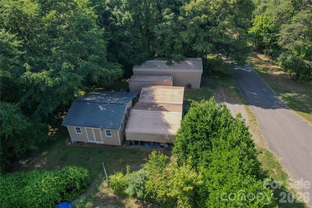 204 Old Stagecoach Road, Lawndale, NC 28090