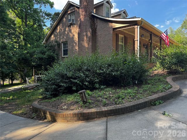 204 Old Stagecoach Road, Lawndale, NC 28090
