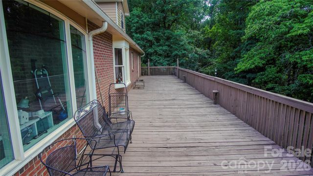 204 Old Stagecoach Road, Lawndale, NC 28090