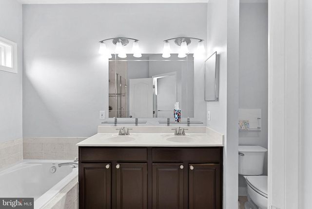 42525 MAGELLAN SQ, Brambleton, VA 20148